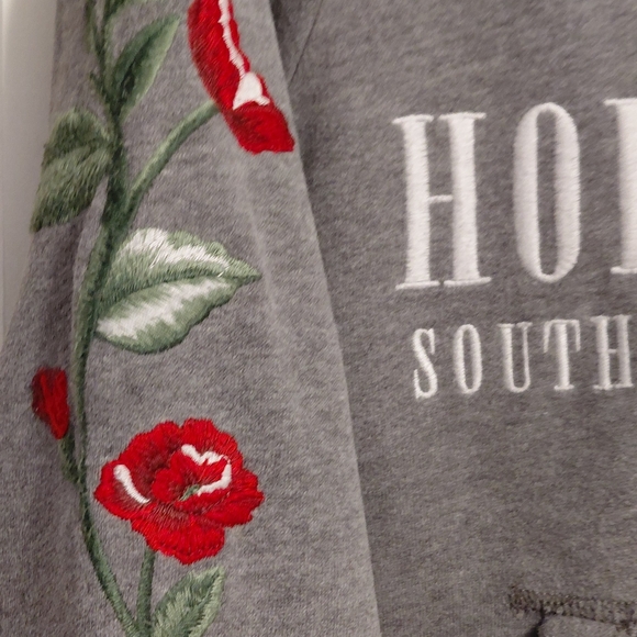 Hollister Womems Gray Cropped Hoodie with Red Rose Embroidery - Picture 4 of 4